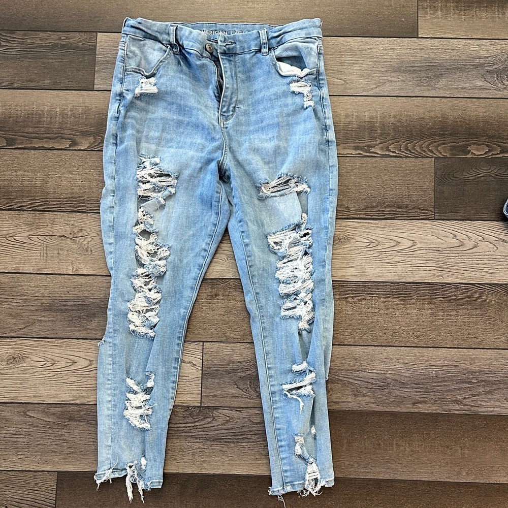 American Eagle Outfitters Ripped Light Blue Jeans